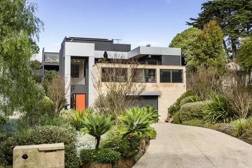 39 St Pauls Road, Sorrento Sold by Melbourne Sotheby's International Realty