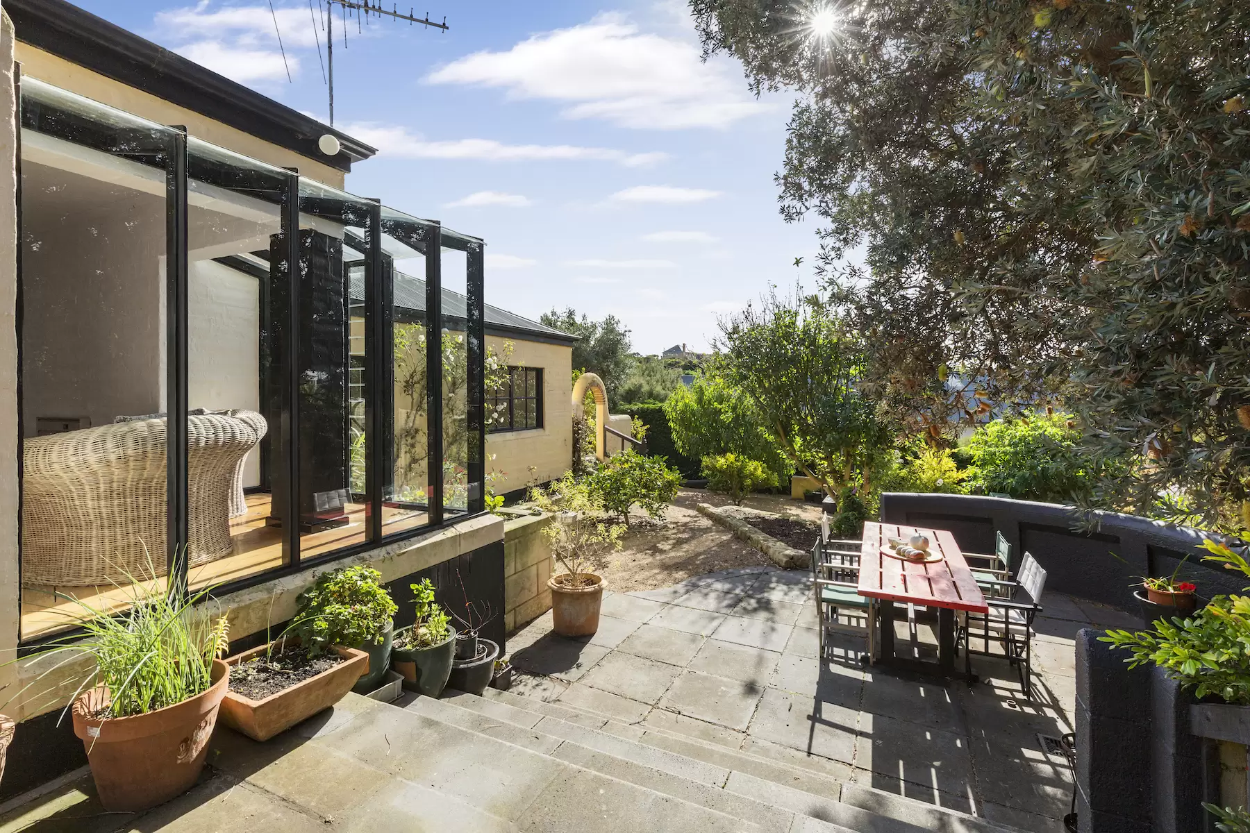 6 Limeburners Way, Portsea Sold by Melbourne Sotheby's International Realty - image 6