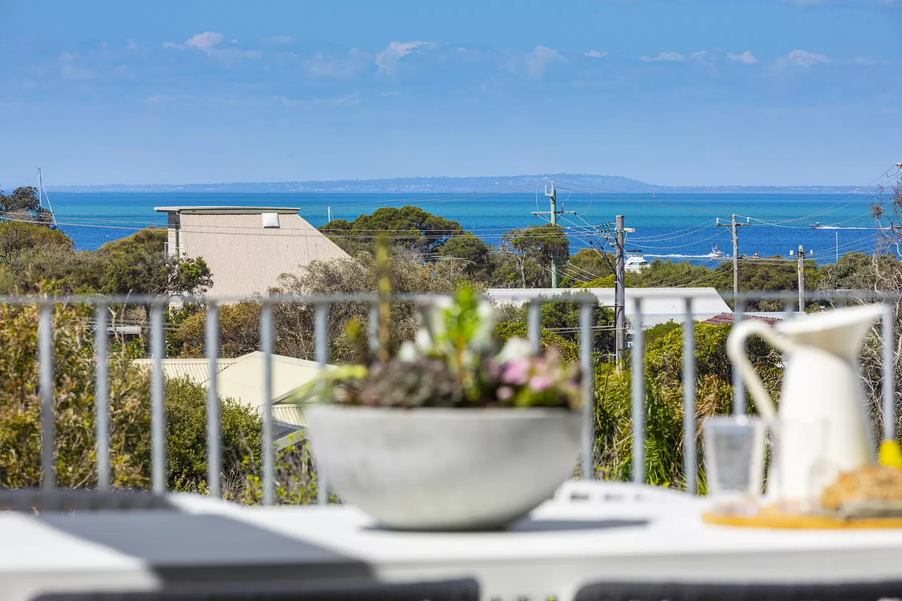 76 Seaview Street, Blairgowrie Sold by Melbourne Sotheby's International Realty - image 2