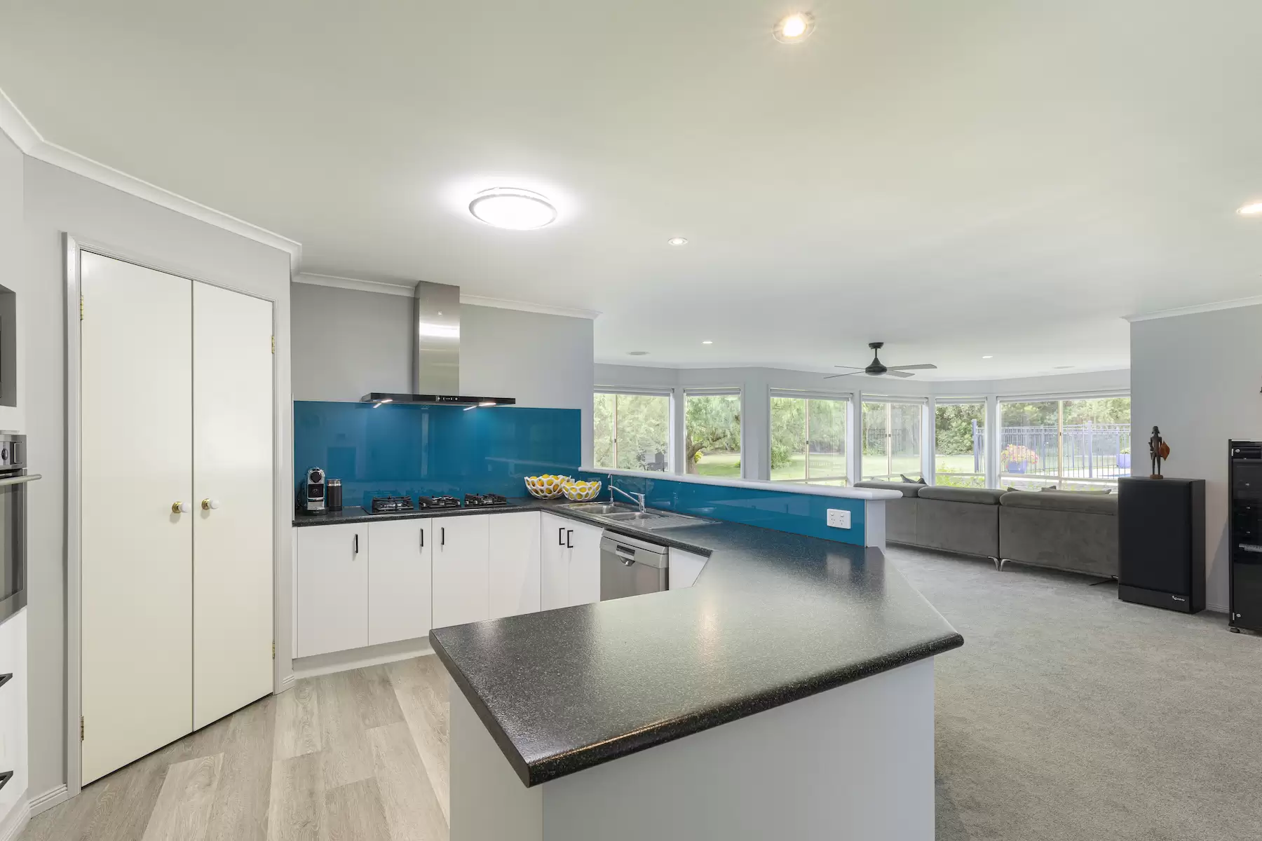 18 Alexandra Crescent, Rye Sold by Melbourne Sotheby's International Realty - image 12