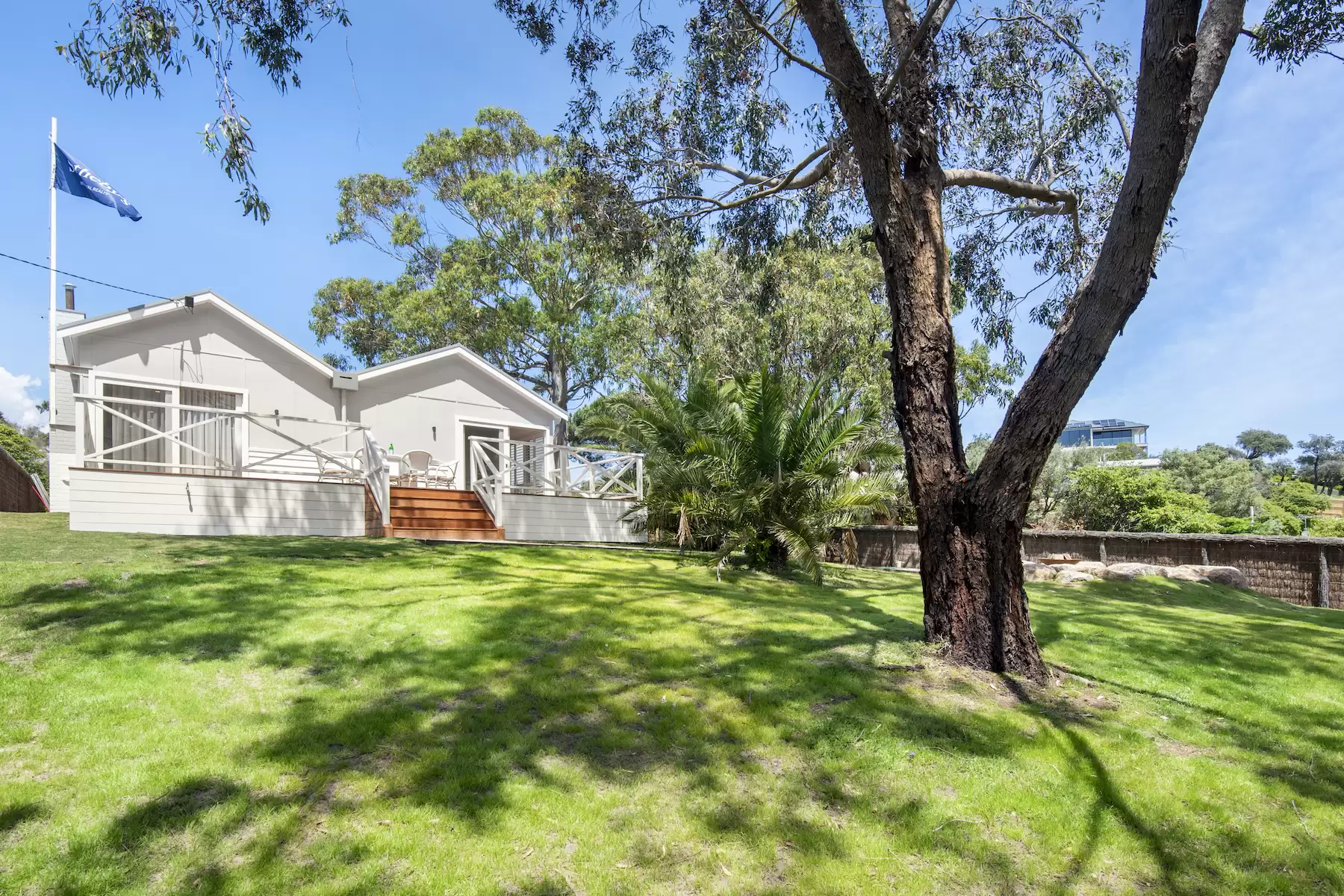 9 Holyrood Avenue, Sorrento Sold by Melbourne Sotheby's International Realty - image 7