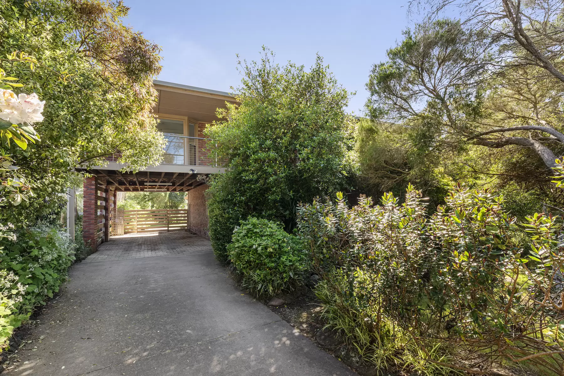 11 Murray Drive, Point Leo Sold by Melbourne Sotheby's International Realty - image 16