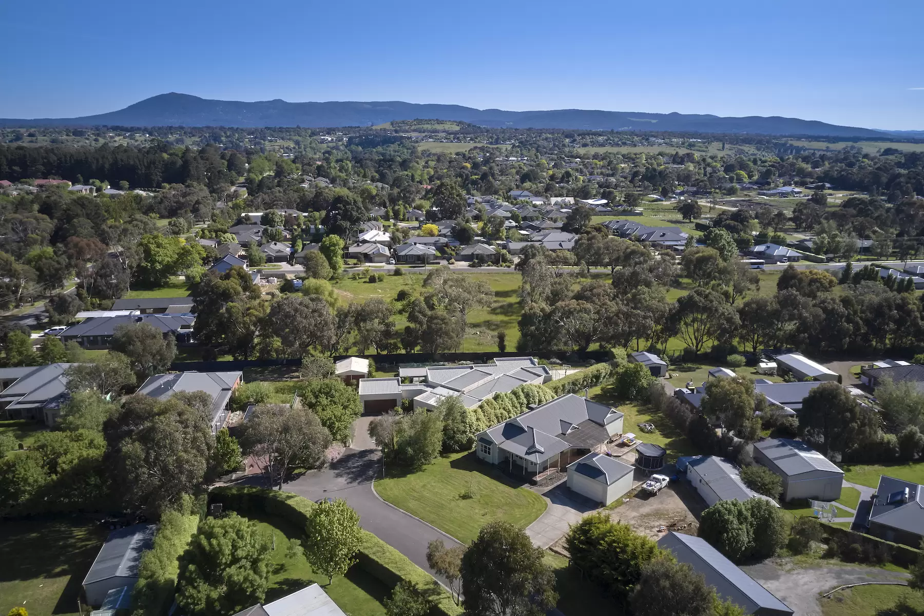 4 Abbey Court, Gisborne Sold by Melbourne Sotheby's International Realty - image 3