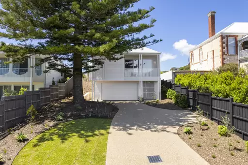 233 Ocean Beach Road, Sorrento Sold by Melbourne Sotheby's International Realty