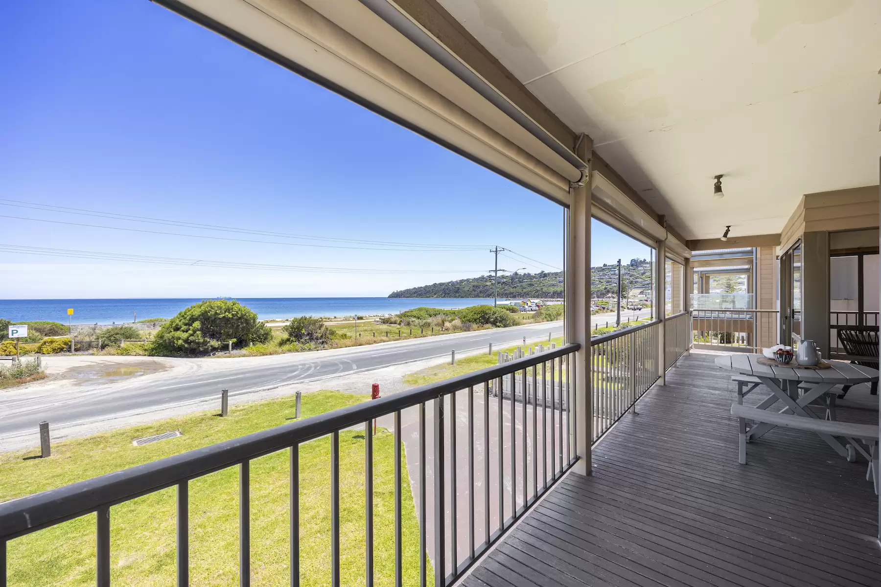 165 Marine Drive, Safety Beach Sold by Melbourne Sotheby's International Realty - image 2