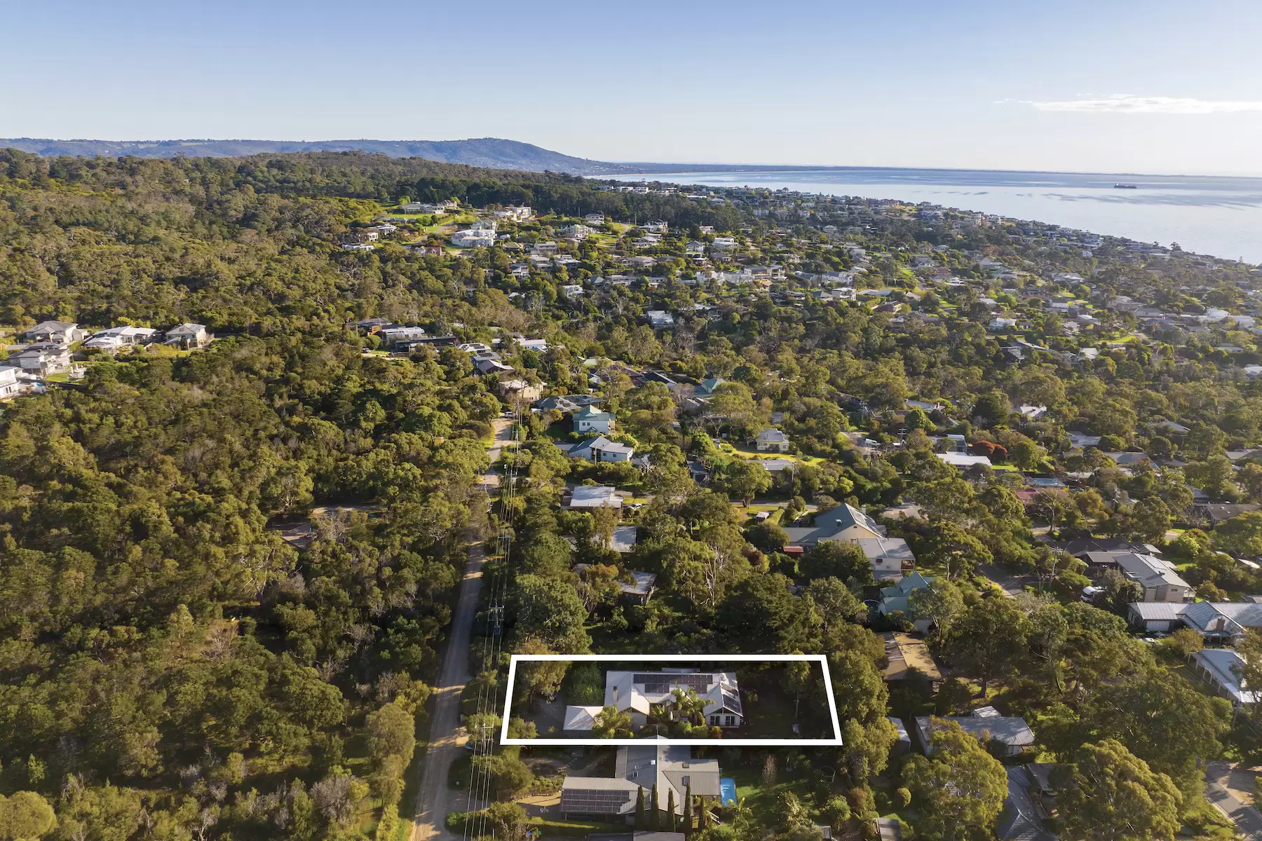 33 Scenic View Drive, Mount Martha Sold by Melbourne Sotheby's International Realty - image 14