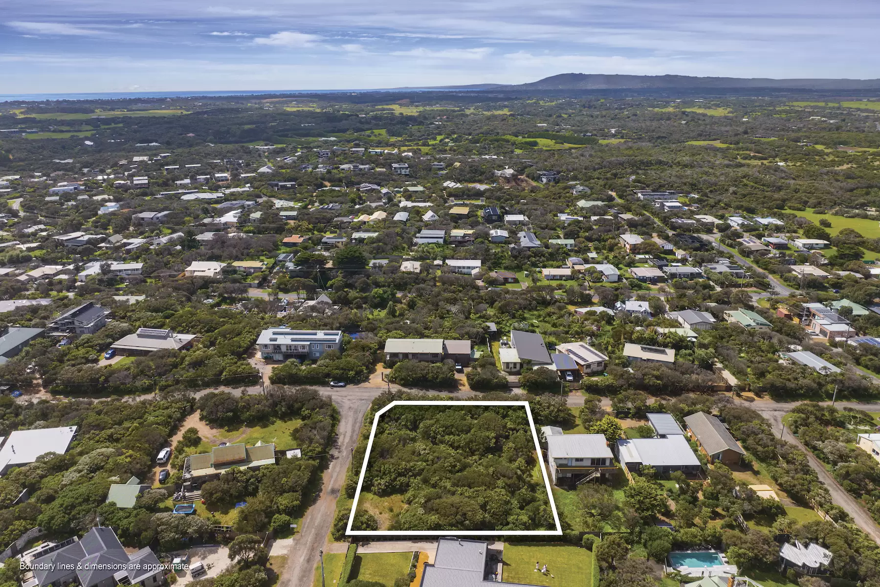 16-18 Constantine Avenue, St Andrews Beach Sold by Melbourne Sotheby's International Realty - image 6