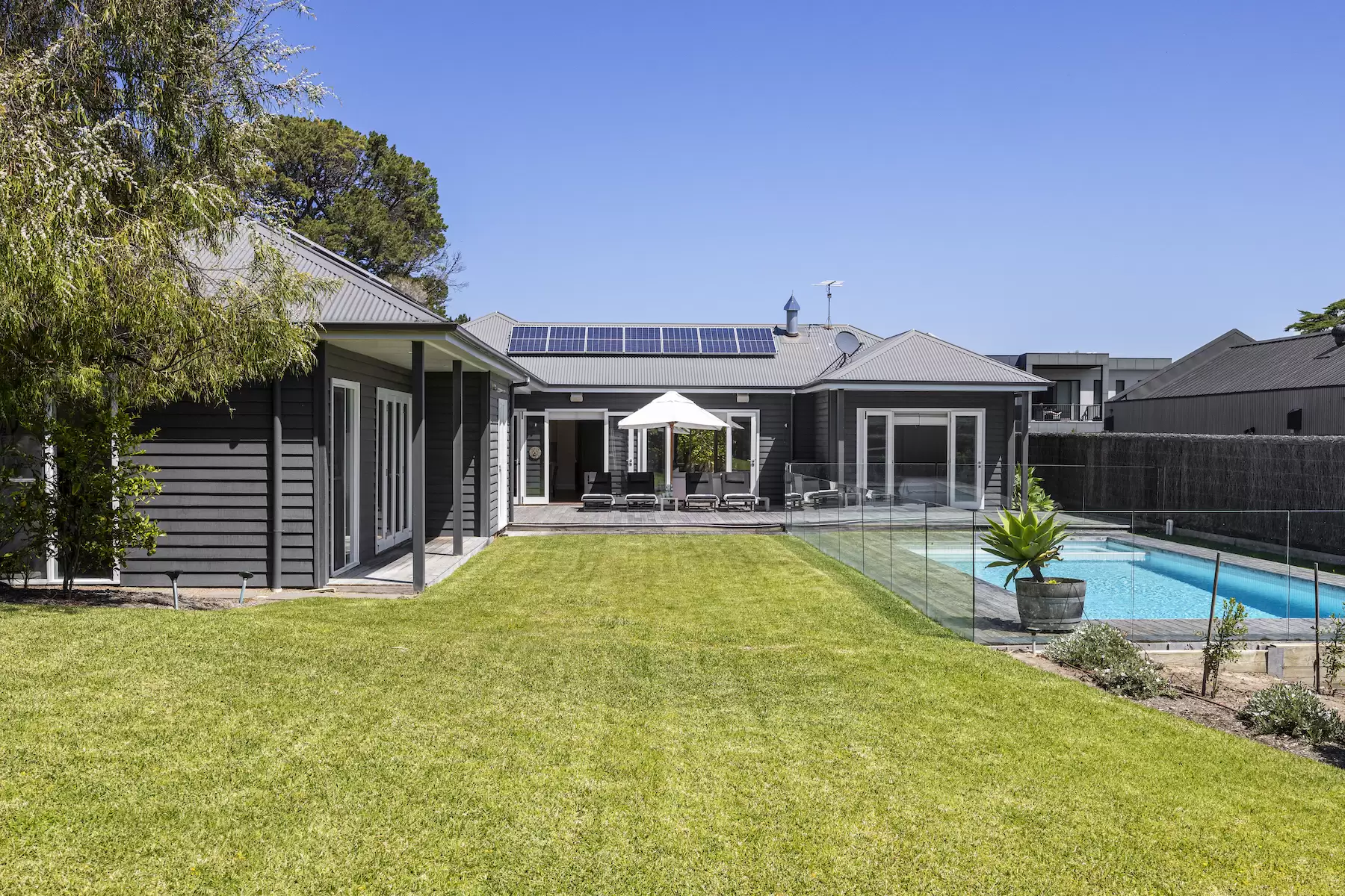 4 Shelly Court, Portsea Sold by Melbourne Sotheby's International Realty - image 4