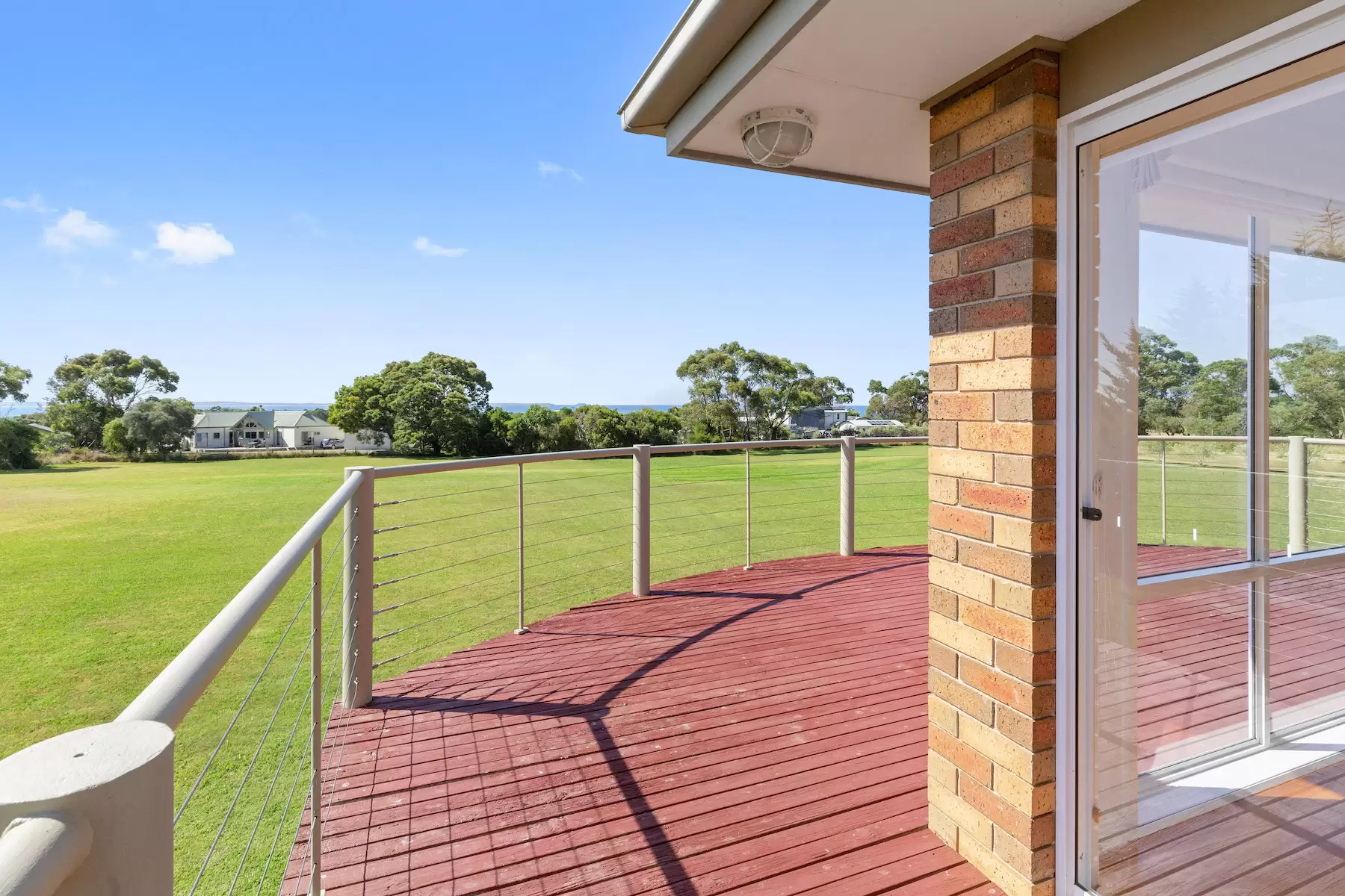 31 Seal Street, Point Leo For Sale by Melbourne Sotheby's International Realty - image 9