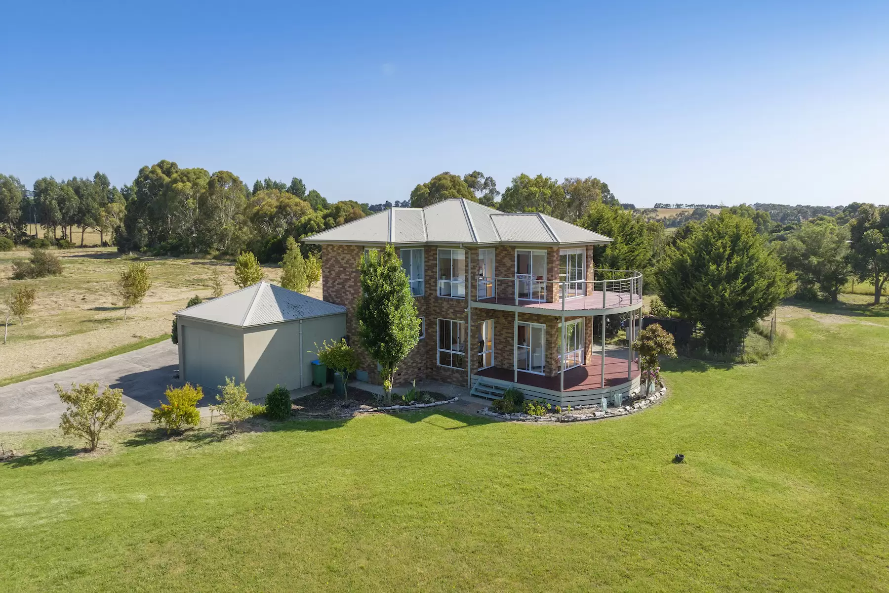 31 Seal Street, Point Leo For Sale by Melbourne Sotheby's International Realty - image 5