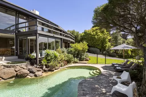 7 Limeburners Way, Portsea Sold by Melbourne Sotheby's International Realty