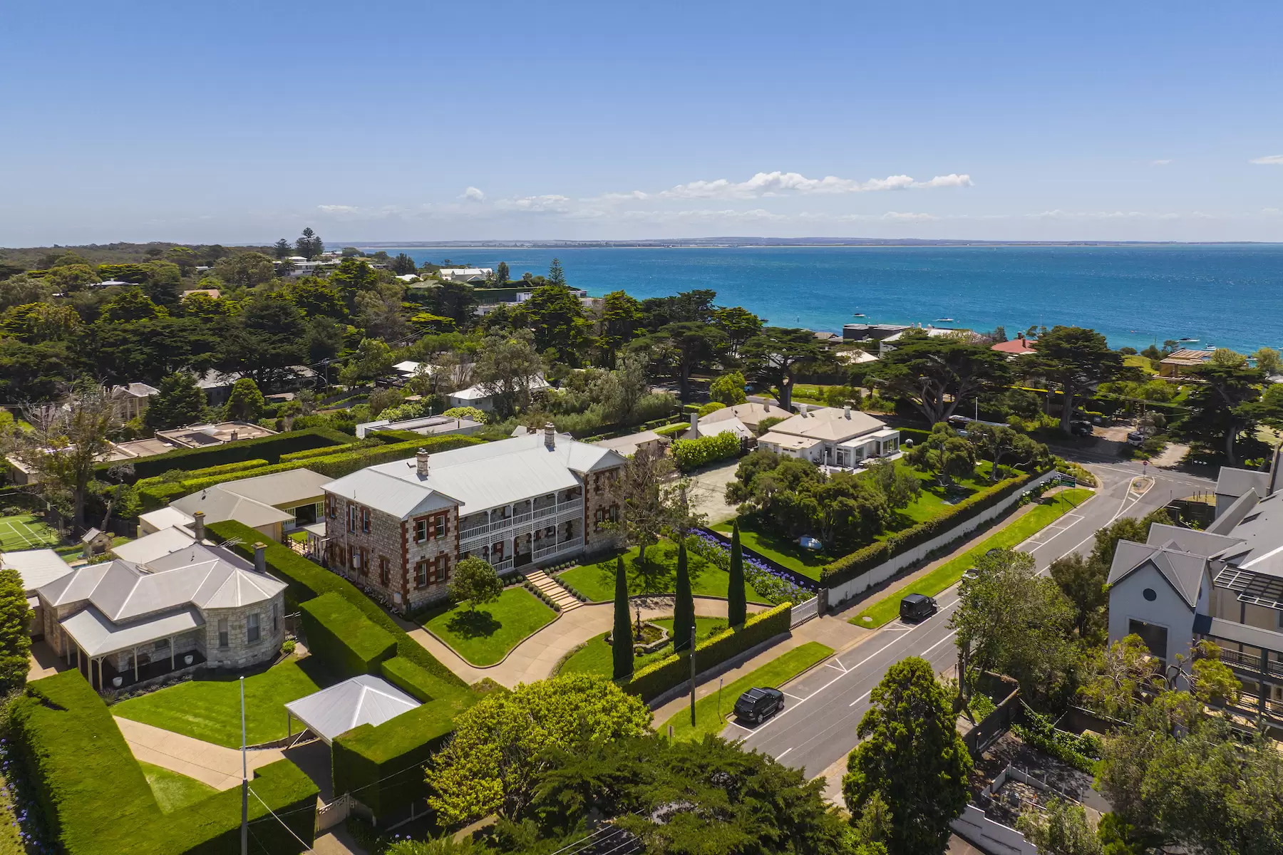 8 - 10 Back Beach Road, Portsea Sold by Melbourne Sotheby's International Realty - image 2