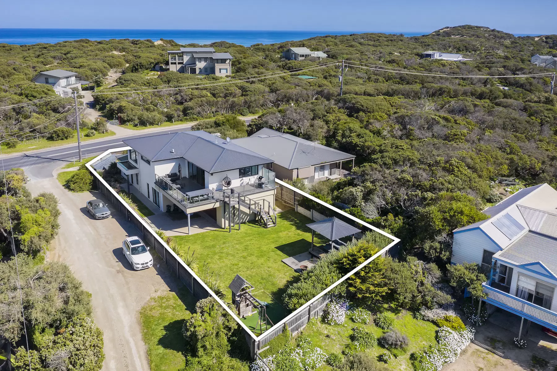 459 Dundas Street, St Andrews Beach Sold by Melbourne Sotheby's International Realty - image 2