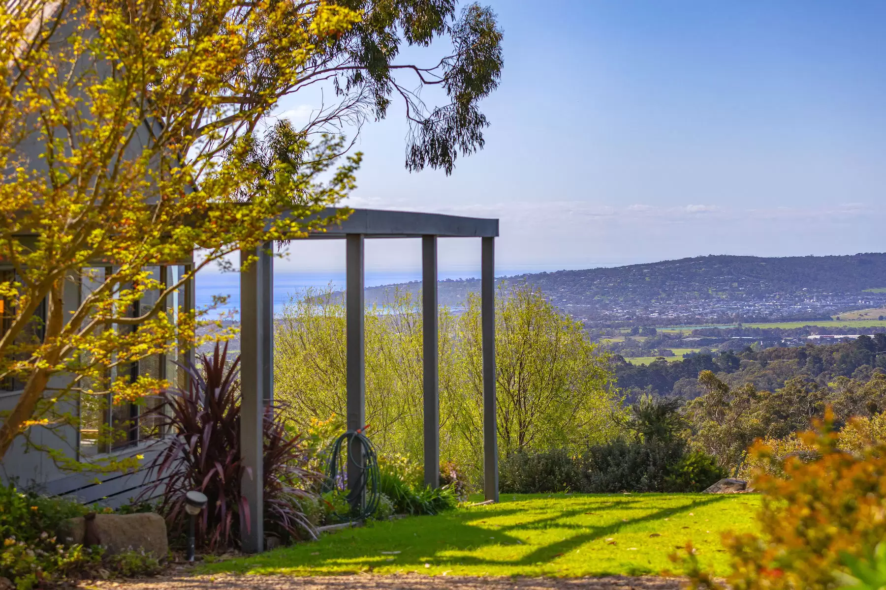 30 Sheehans Road, Red Hill For Sale by Melbourne Sotheby's International Realty - image 3