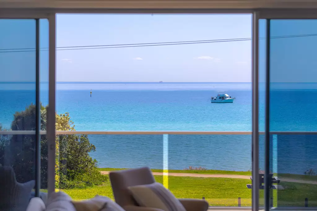 86 Marine Drive, Safety Beach For Sale by Melbourne Sotheby's International Realty