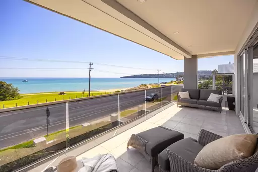 86 Marine Drive, Safety Beach For Sale by Melbourne Sotheby's International Realty