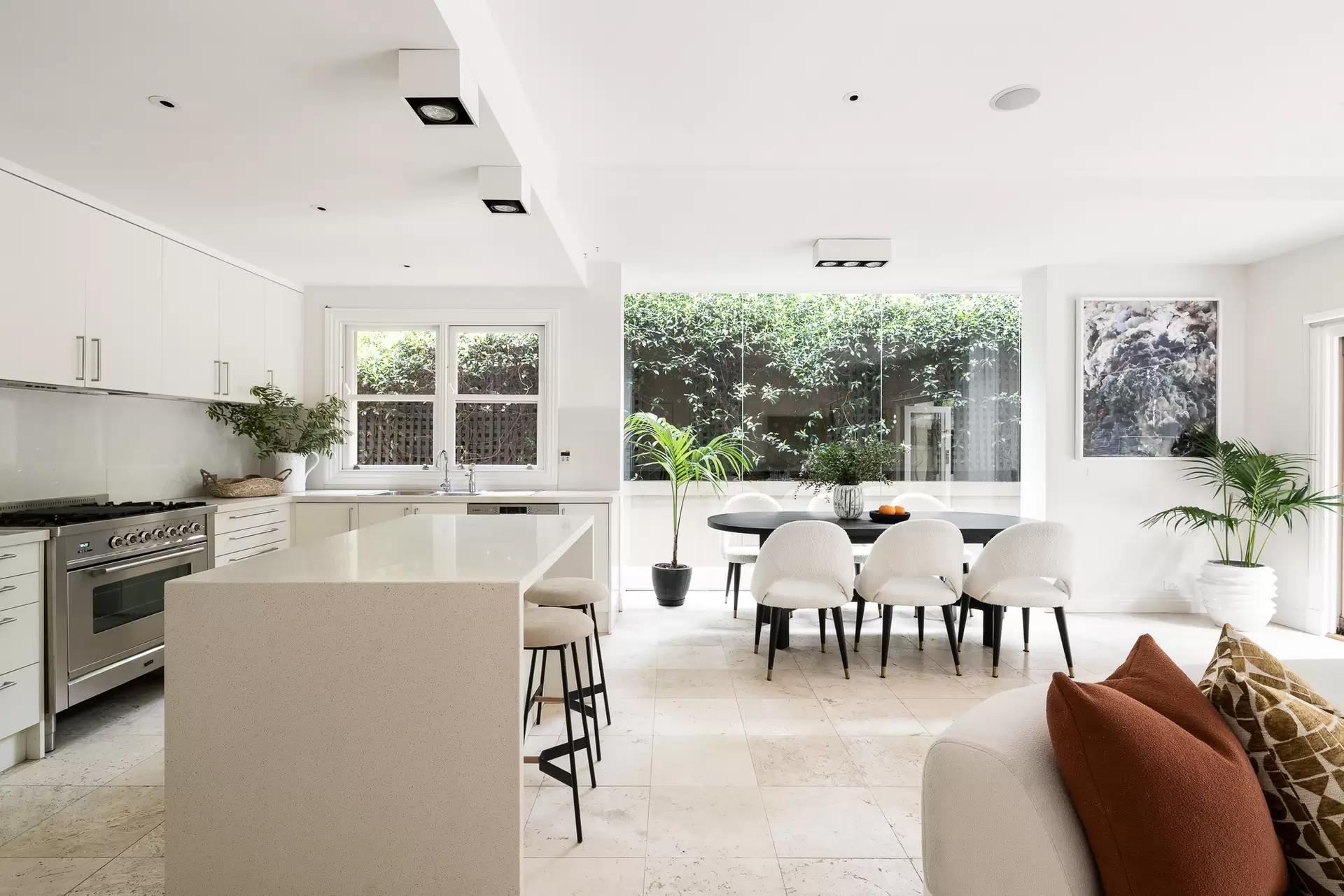 325 Walsh Street, South Yarra For Sale by Melbourne Sotheby's International Realty - image 1