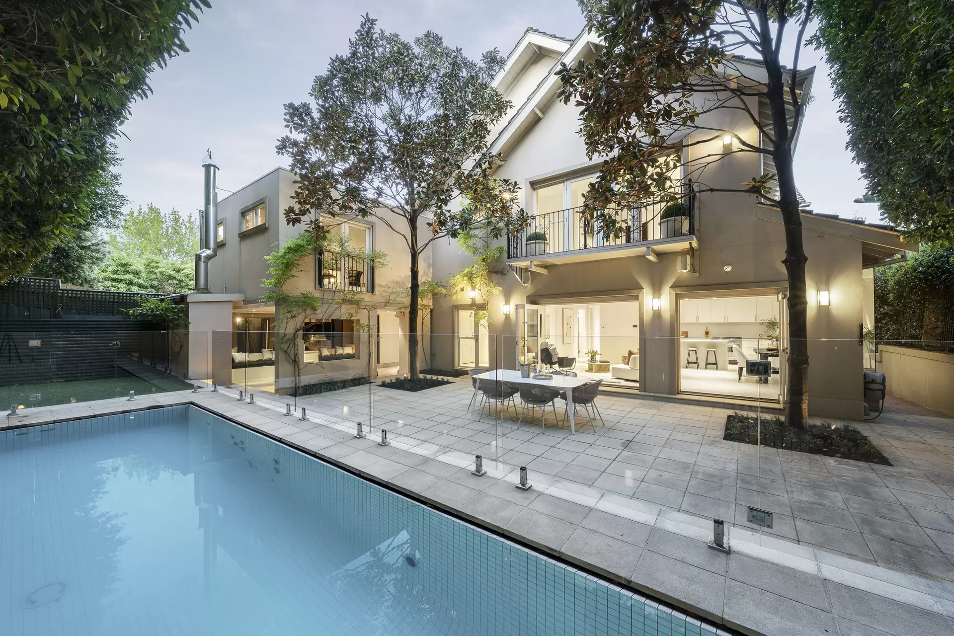 325 Walsh Street, South Yarra For Sale by Melbourne Sotheby's International Realty - image 1