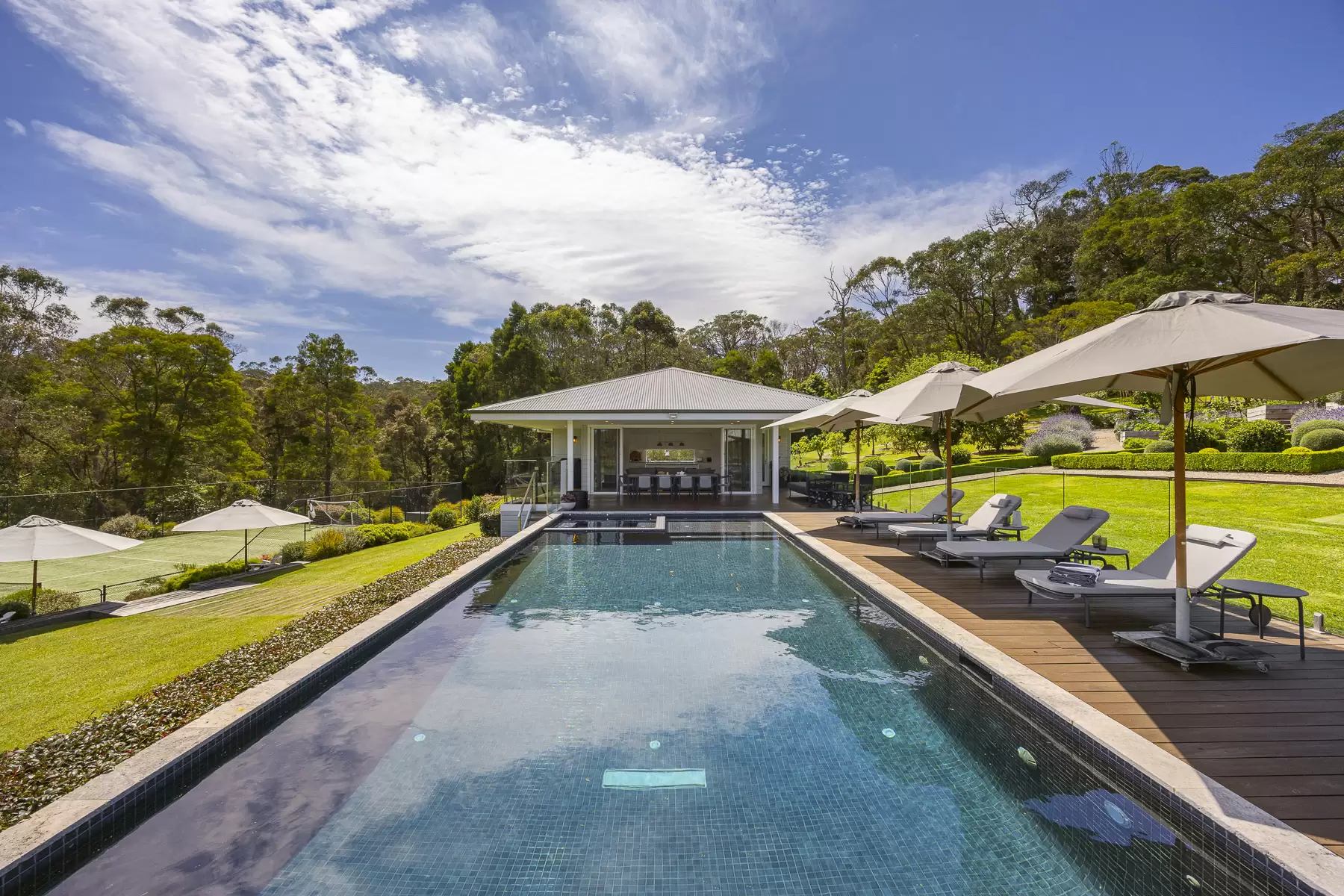 50 Elizabeth Road, Red Hill Sold by Melbourne Sotheby's International Realty - image 5