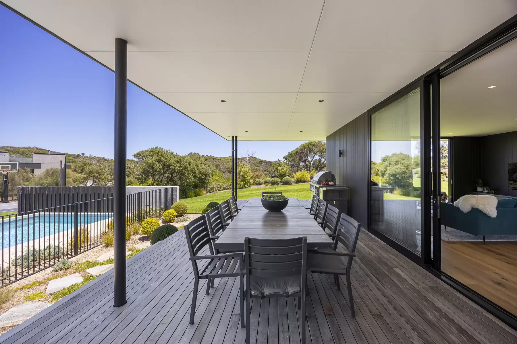 24 Montfort Close, Blairgowrie For Sale by Melbourne Sotheby's International Realty - image 9