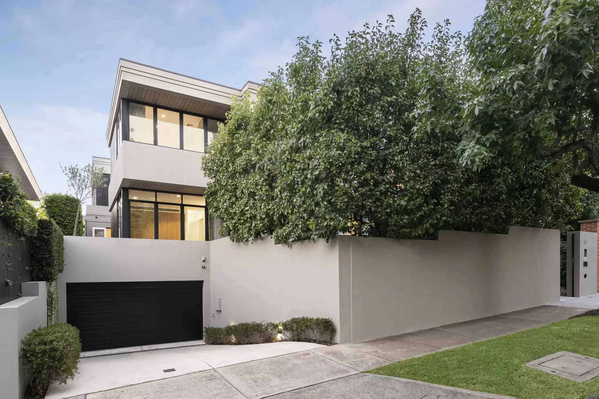 30 Chesterfield Avenue, Malvern For Sale by Melbourne Sotheby's International Realty - image 1