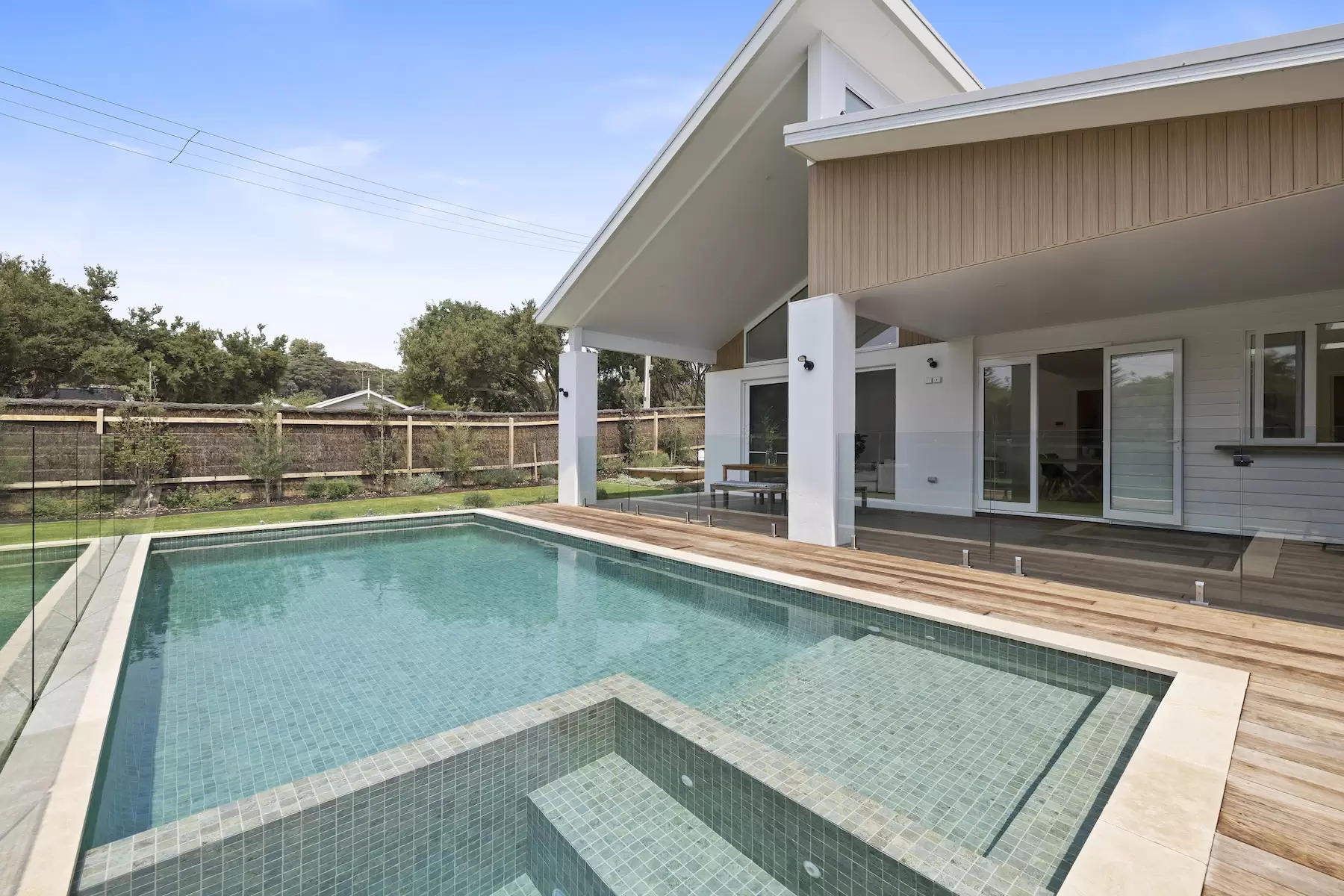 377 Melbourne Road, Blairgowrie For Sale by Melbourne Sotheby's International Realty - image 2