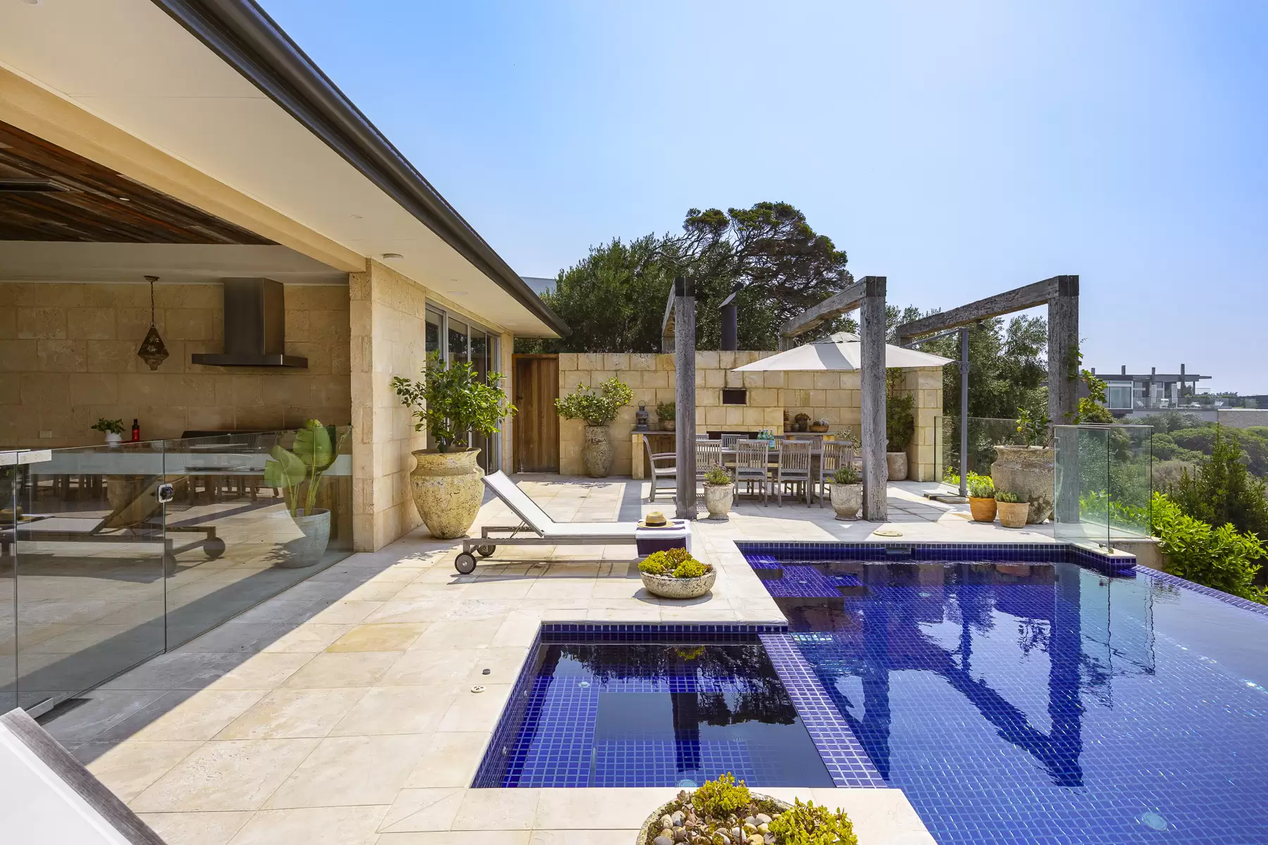 3 Tea Tree Rise, Portsea For Sale by Melbourne Sotheby's International Realty - image 4