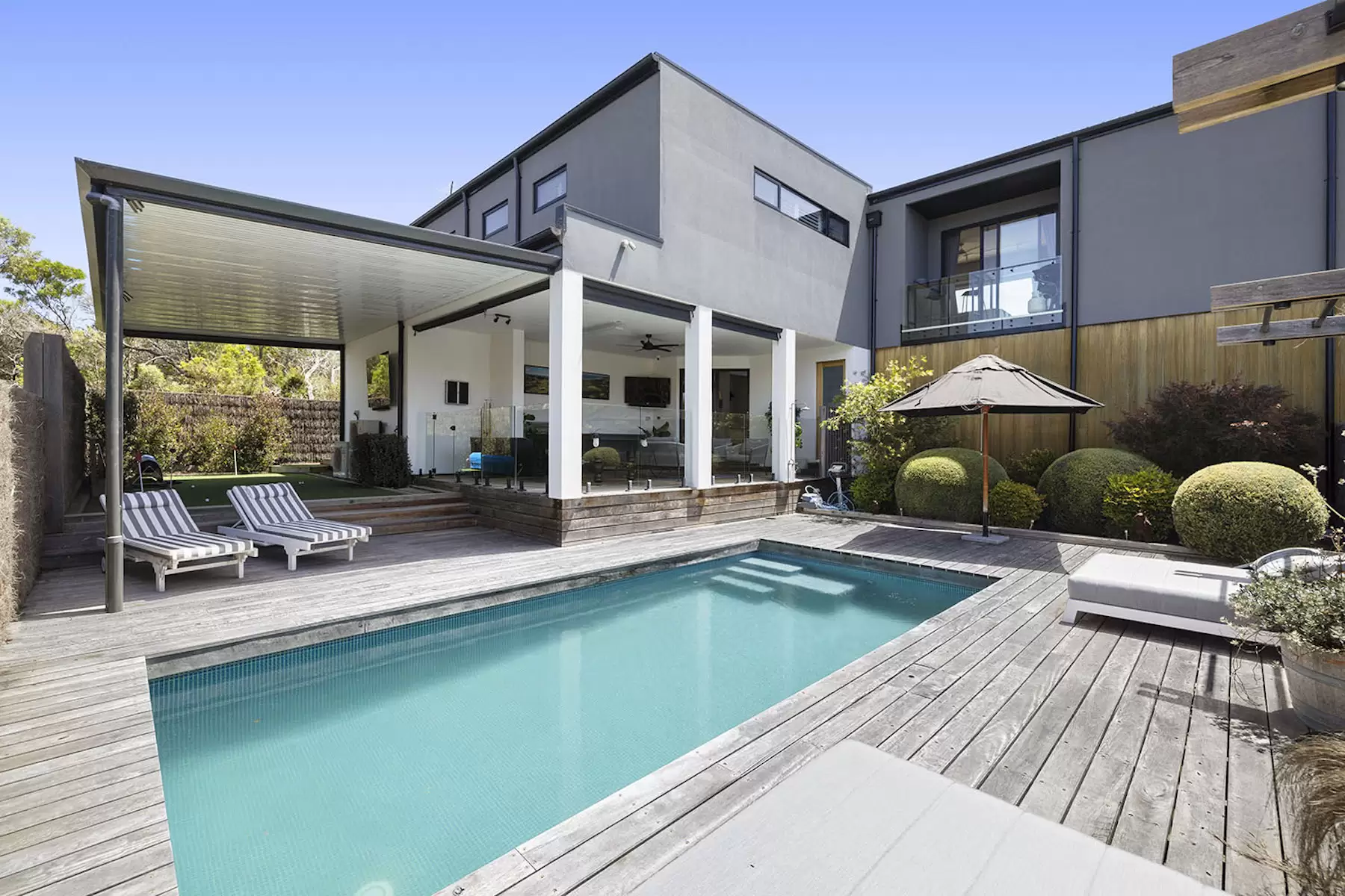 4 Jamieson Court, Cape Schanck For Sale by Melbourne Sotheby's International Realty - image 1