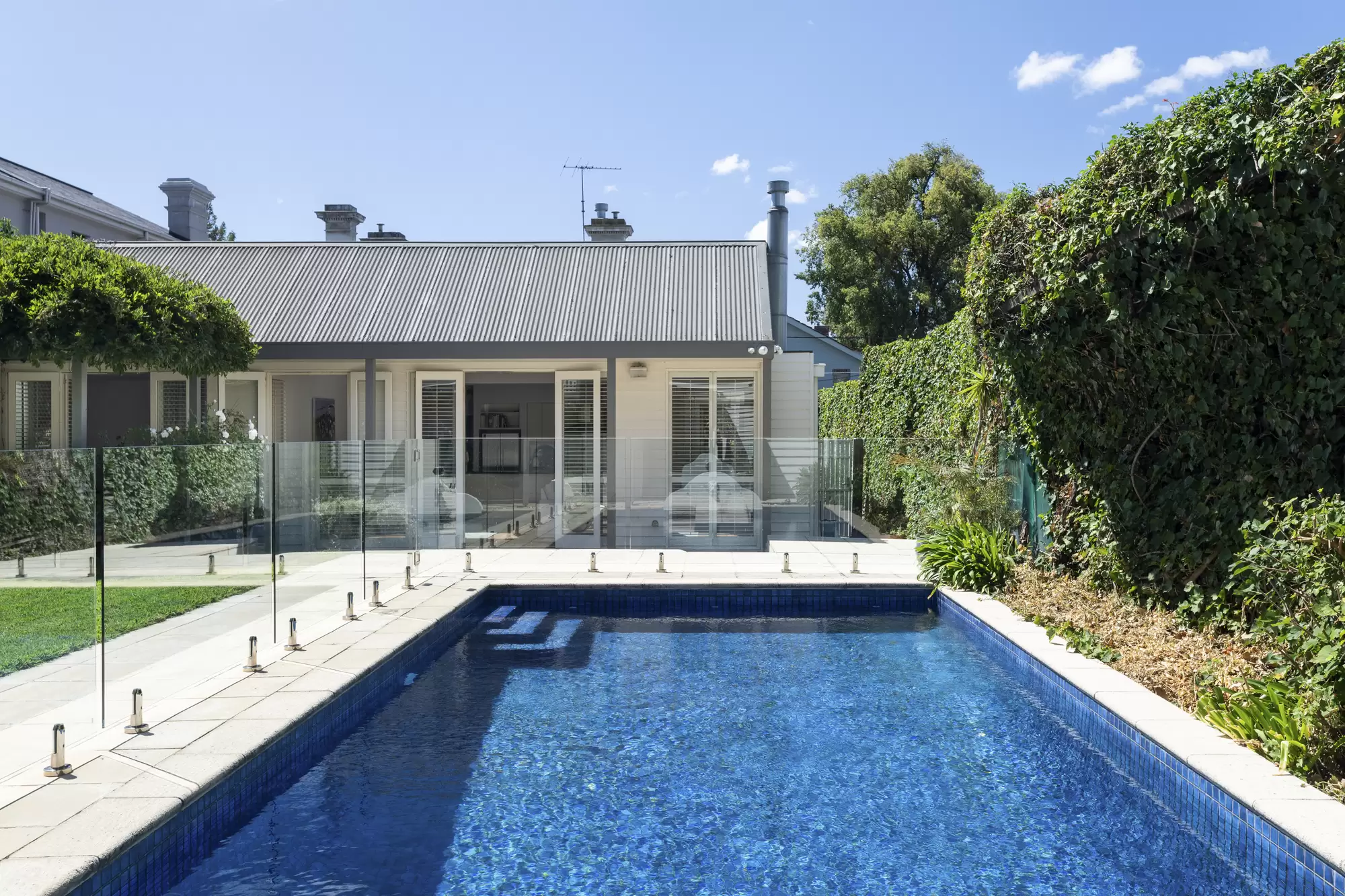 22 Church Street, Toorak For Sale by Melbourne Sotheby's International Realty - image 2