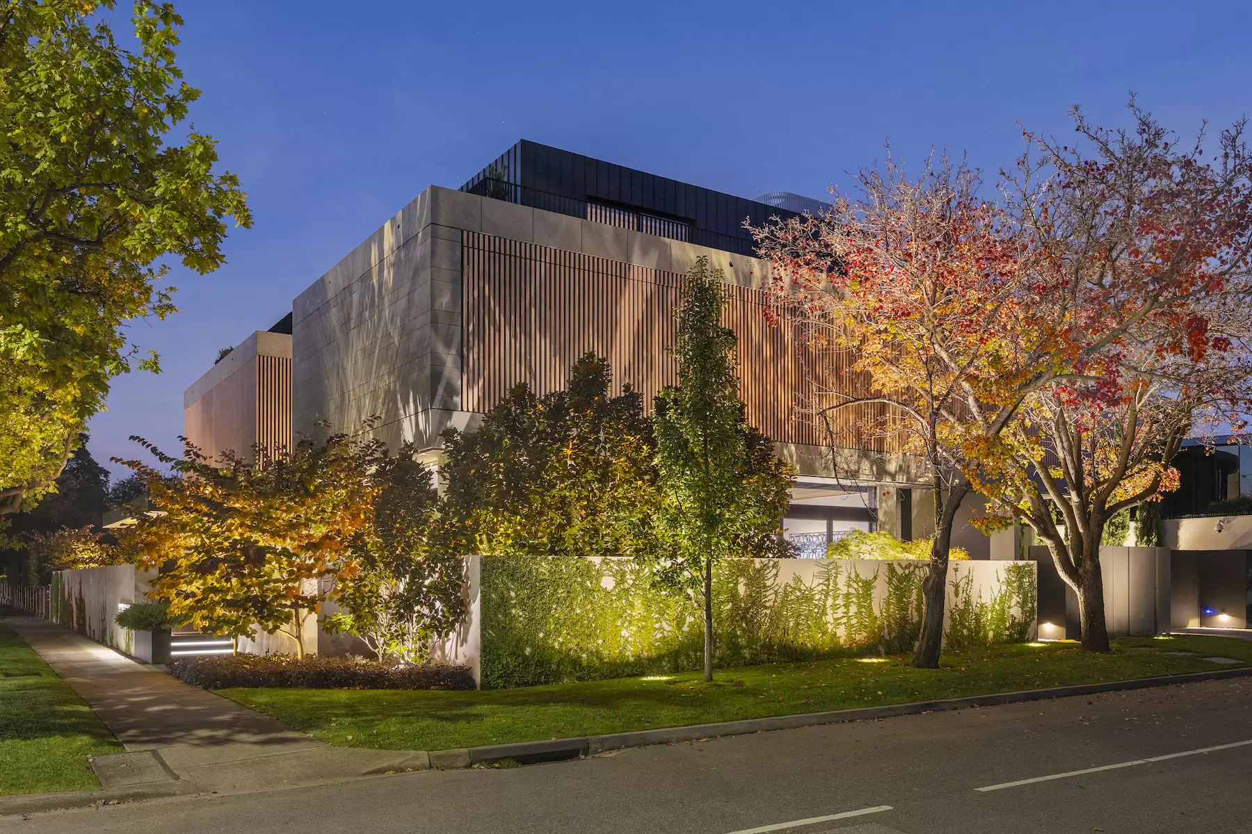 12 St Georges Road, Toorak For Sale by Melbourne Sotheby's International Realty - image 34