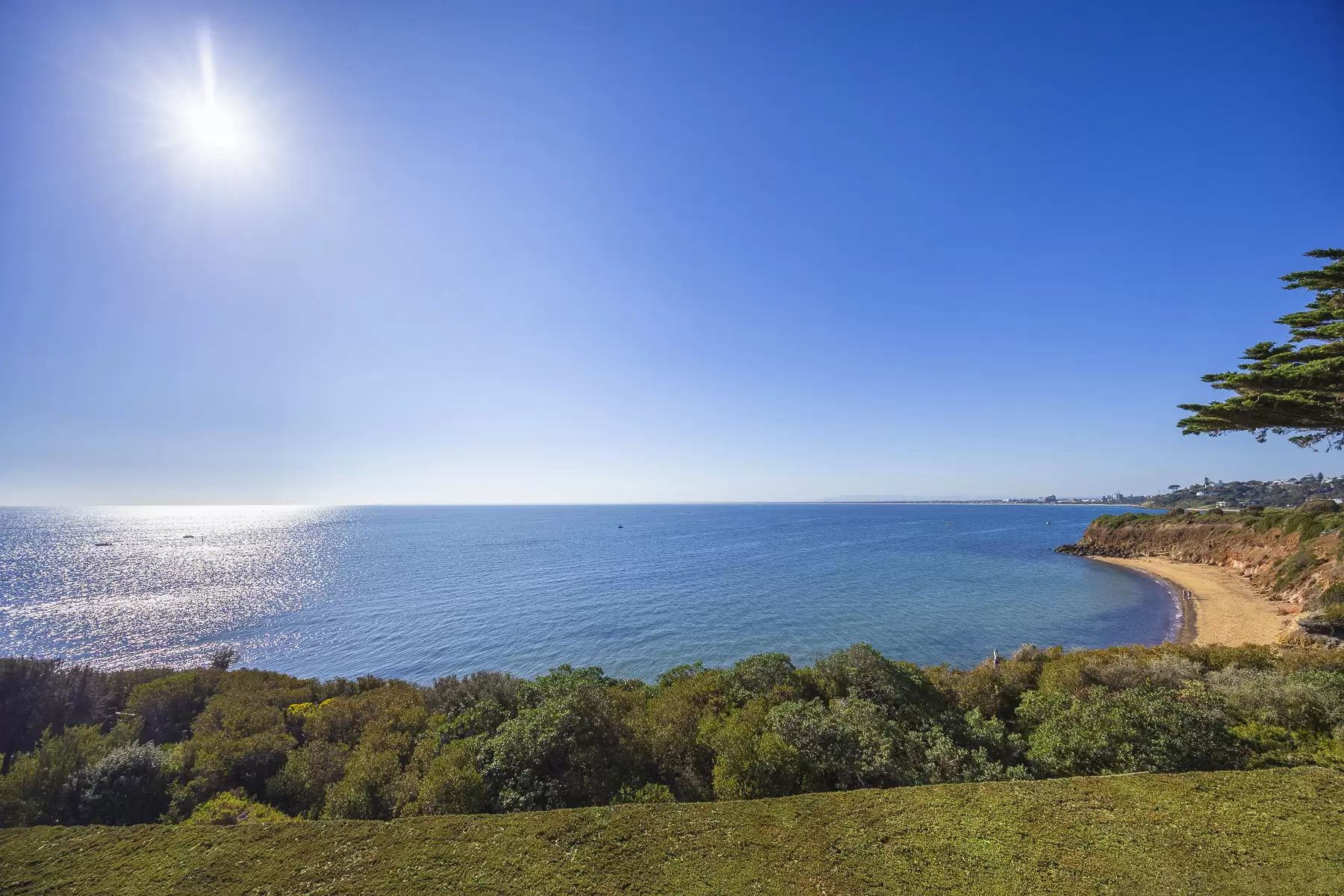 Mount Eliza For Sale by Melbourne Sotheby's International Realty - image 2