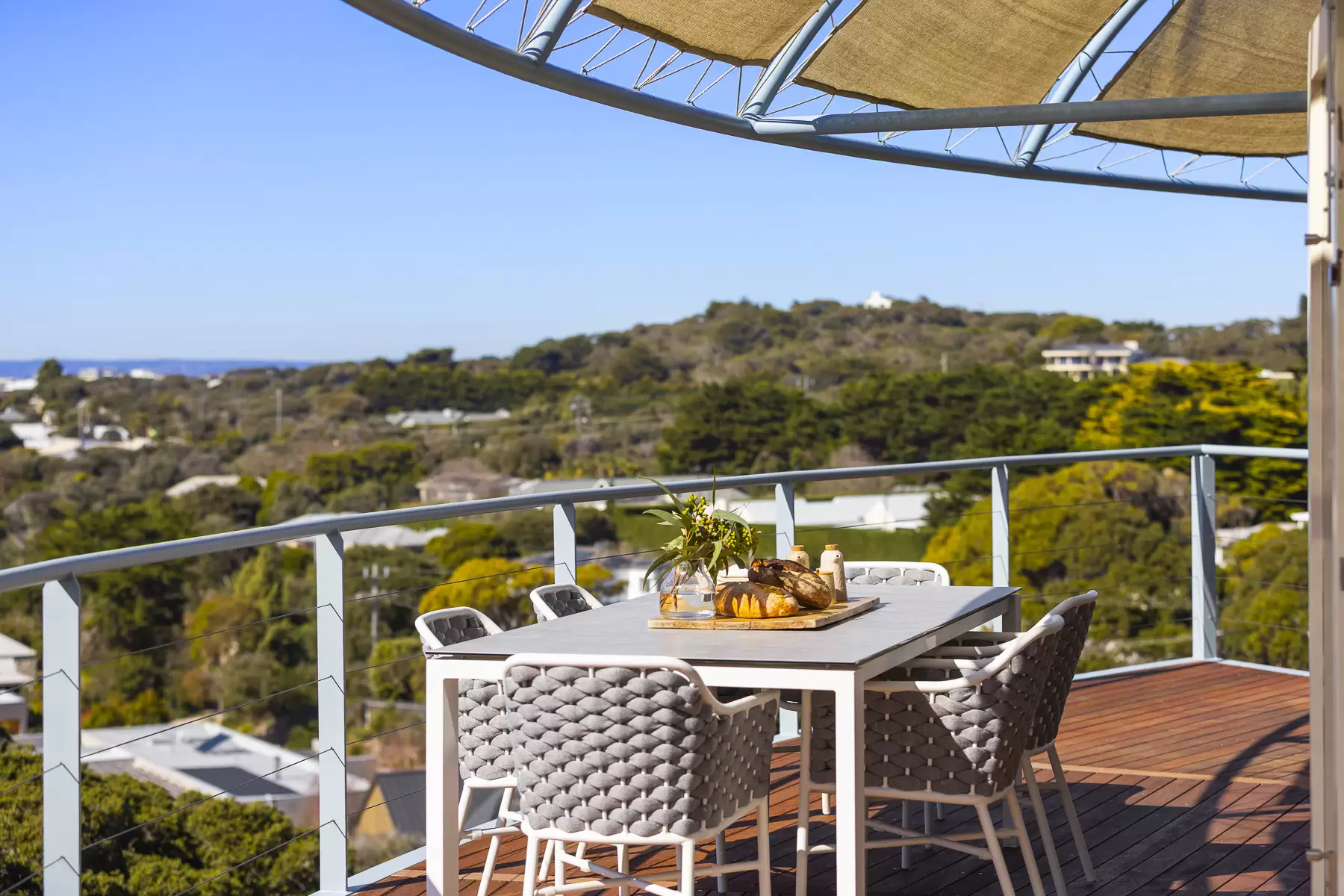 56 Elizabeth Road, Portsea Sold by Melbourne Sotheby's International Realty - image 2