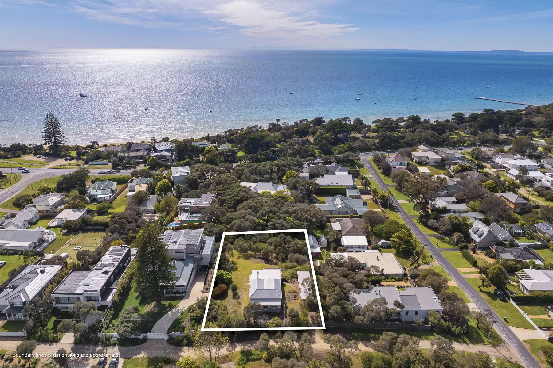 8 Rose Street, Sorrento Sold by Melbourne Sotheby's International Realty - image 1