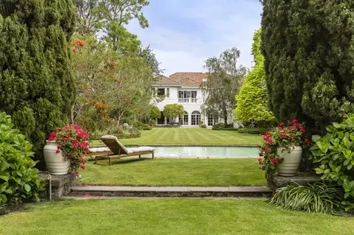 6 St Georges Road, Toorak For Sale by Melbourne Sotheby's International Realty