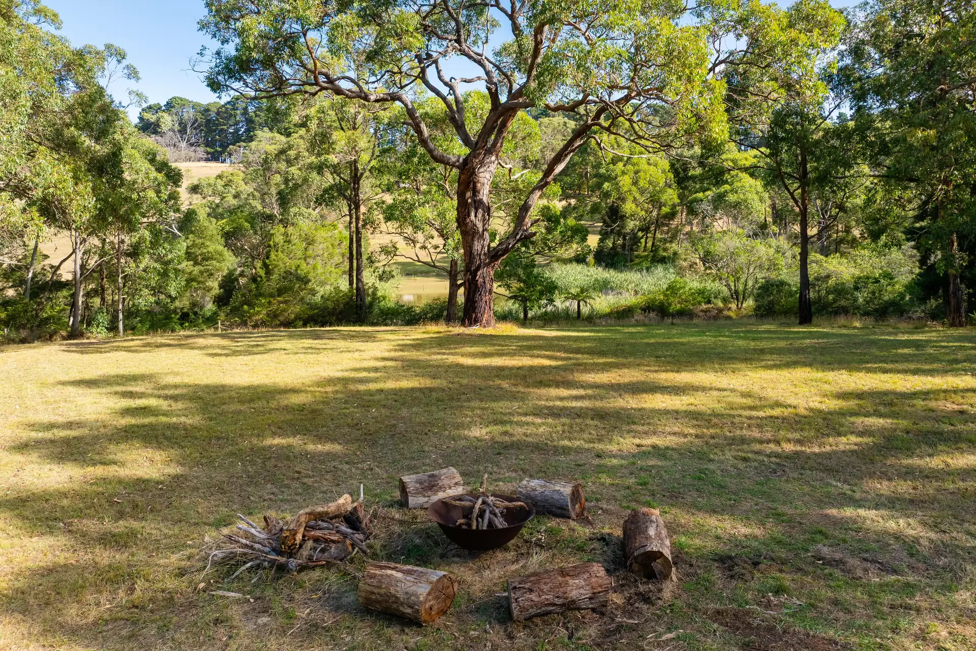 143 Point Leo Road, Red Hill South For Sale by Melbourne Sotheby's International Realty - image 1
