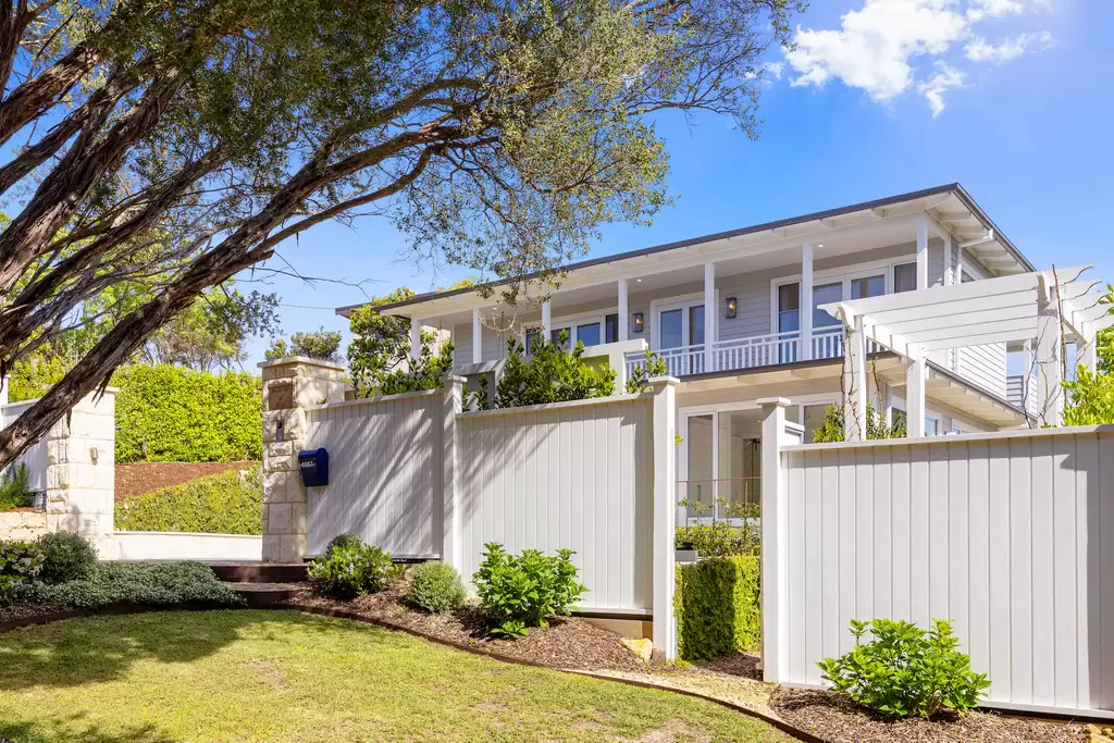 38 St Johns Wood Road, Blairgowrie For Sale by Melbourne Sotheby's International Realty