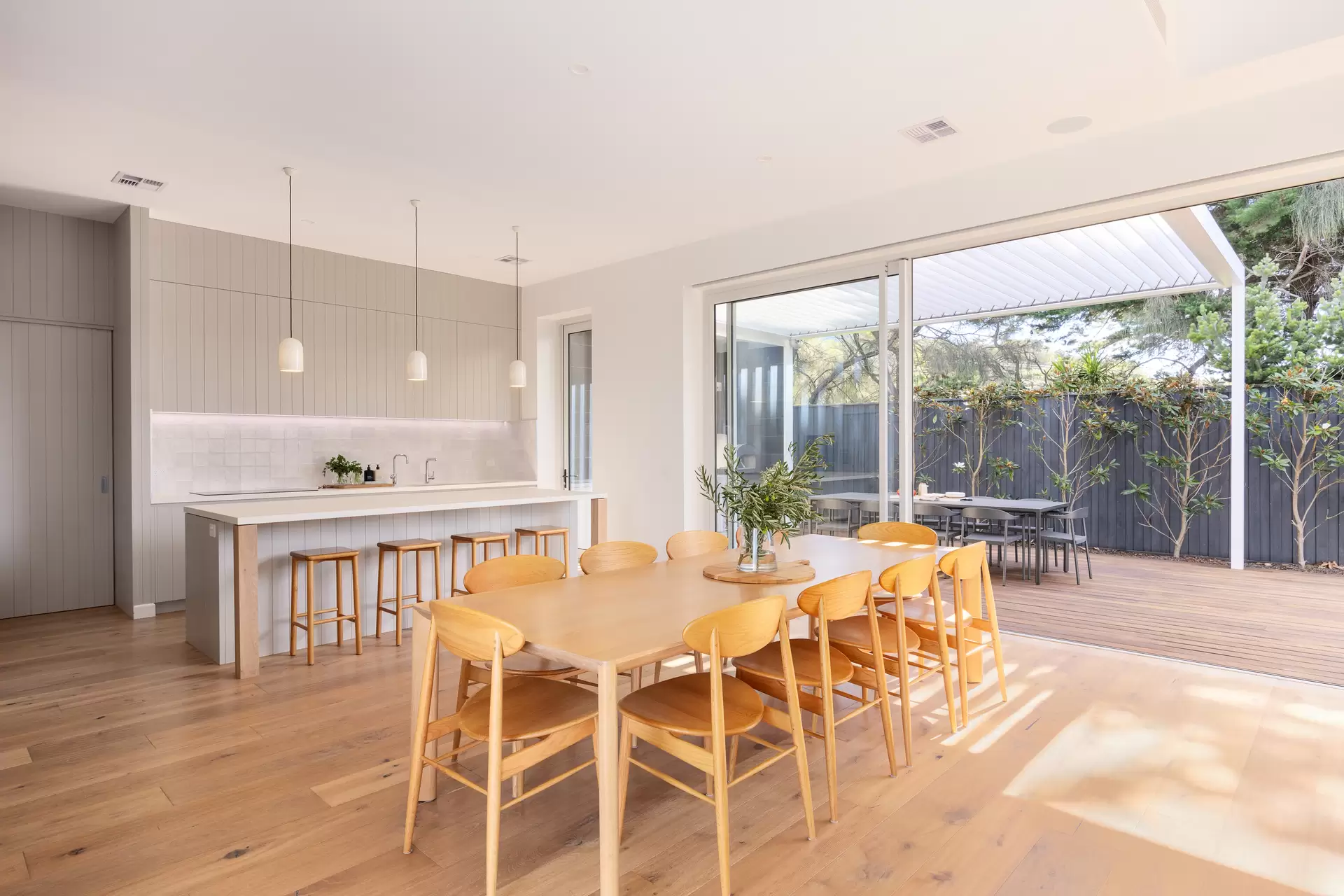 10 Sullivan Street, Sorrento For Sale by Melbourne Sotheby's International Realty - image 1
