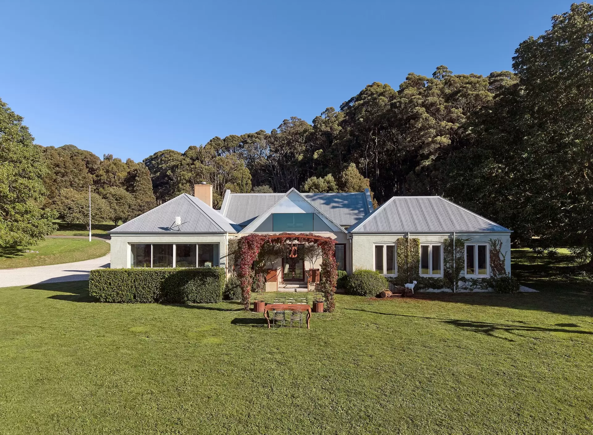 101 Hylands Road, Hesket For Sale by Melbourne Sotheby's International Realty - image 1